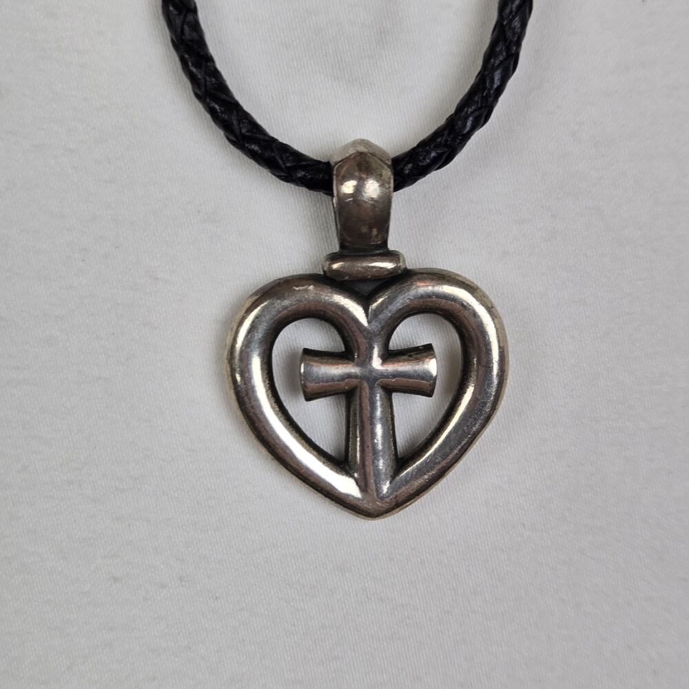 JAMES AVERY Eternal Love Sterling Silver‎ 925 Heart Cross Pendant!